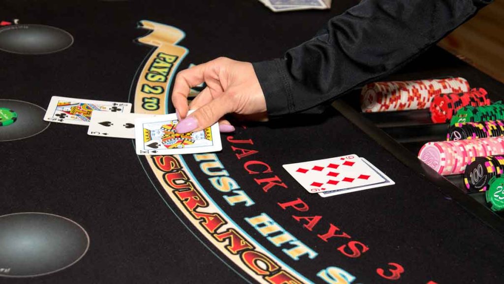 blackjack hit là gì