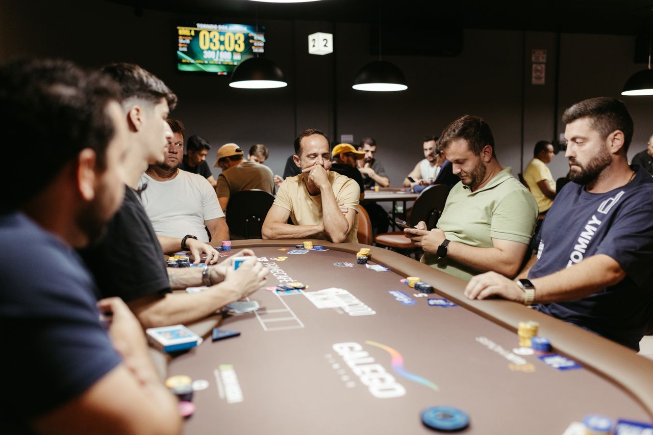 tournament poker là gì - Image 2